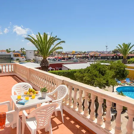 Holiday home Tres Arcos *